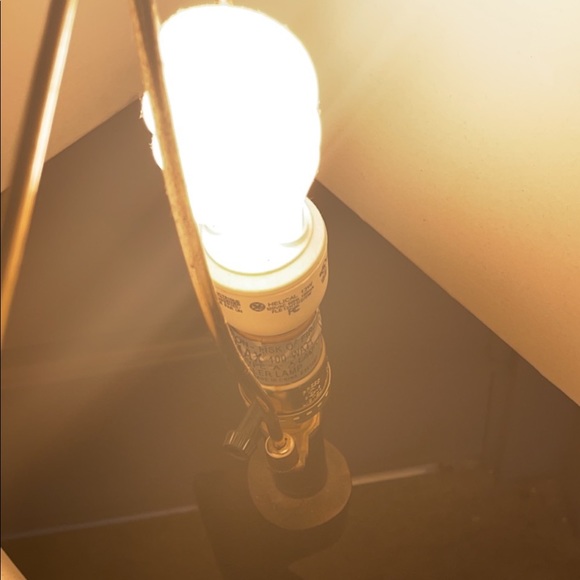 Lamp - Picture 2 of 3